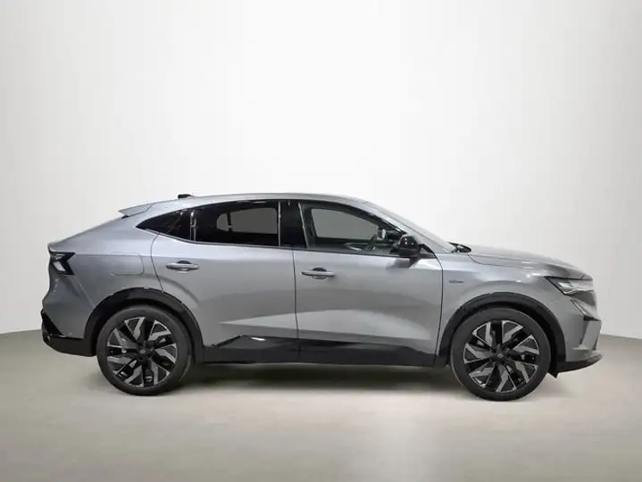 Renault Rafale 2024, foto 3