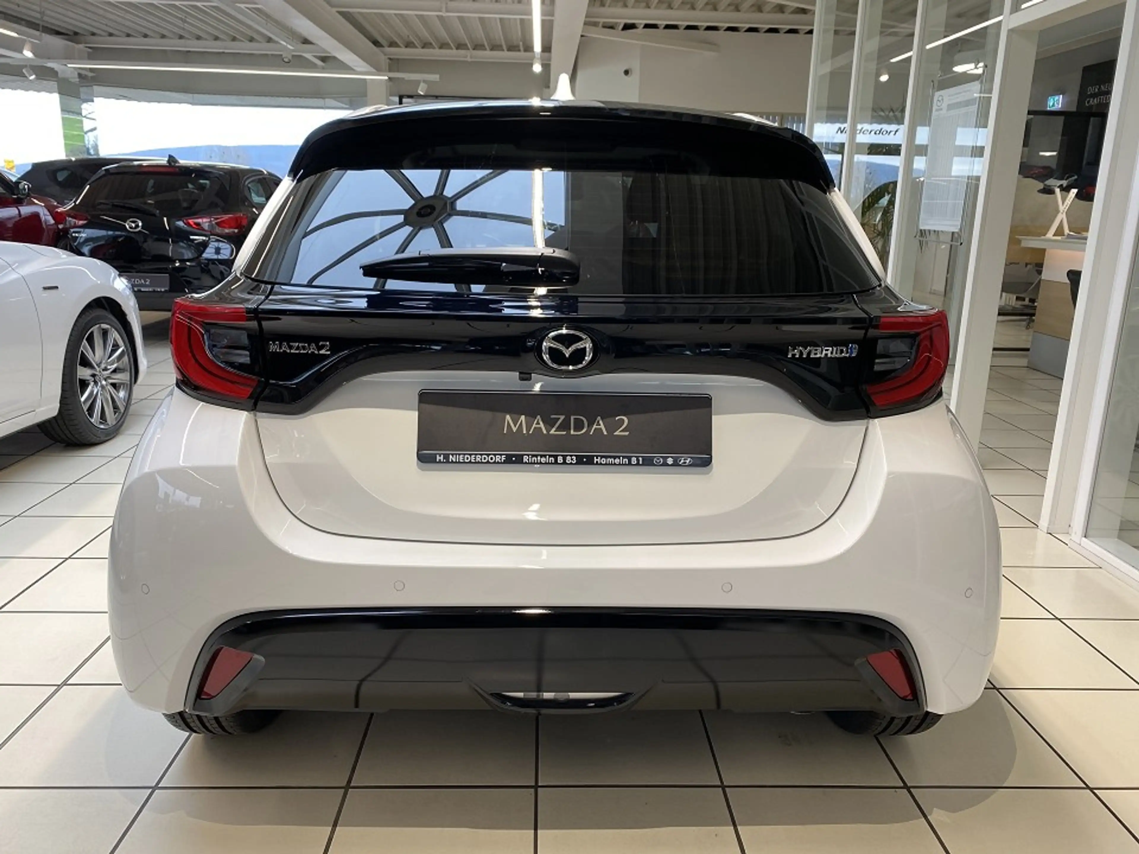 Mazda 2 Hybrid 1.5 Select Panoramadach — photo 13