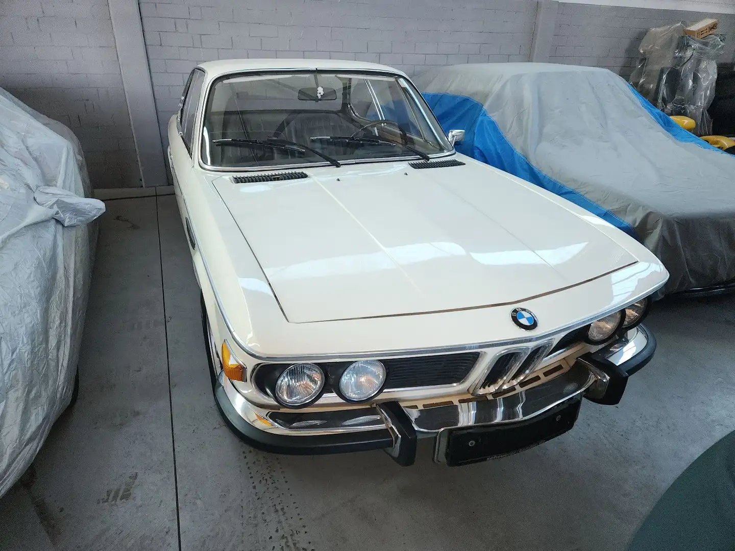 BMW 2800cs/Leder Oldtimer /Automatik/Elk.Fensterhebe Blanc - 1