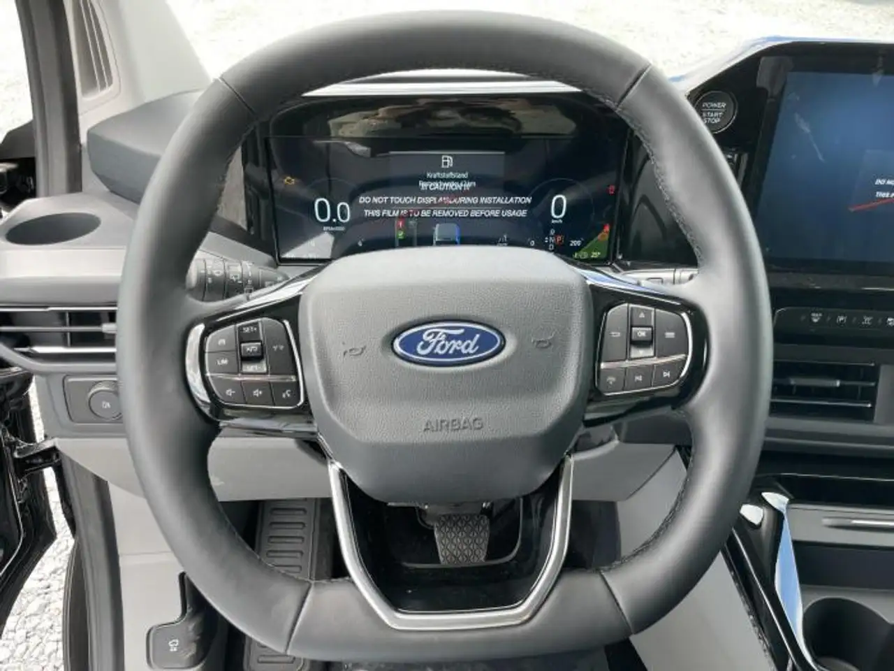 Ford Tourneo Custom 2026 — фото 11
