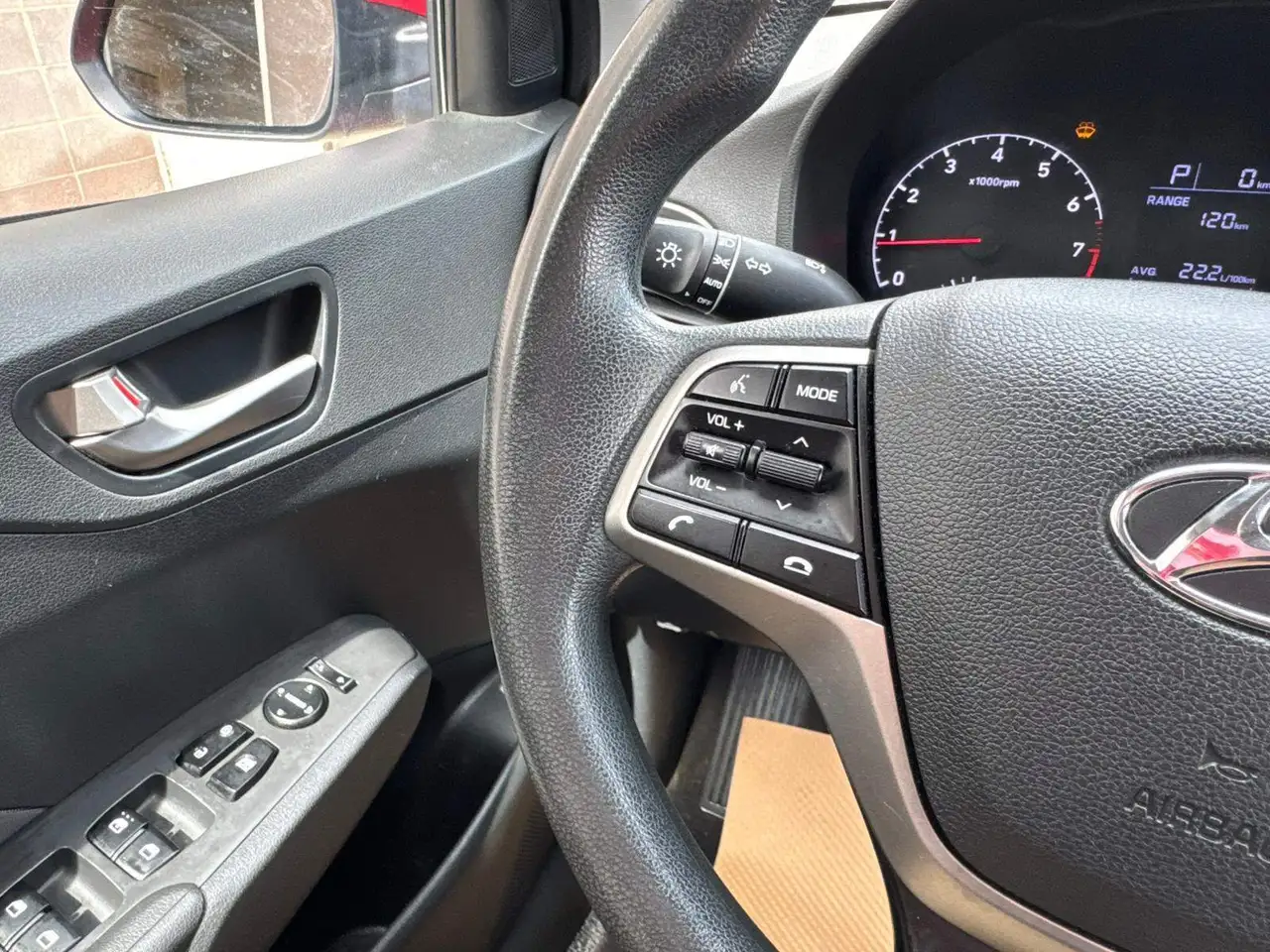 Hyundai ACCENT снимка Hyundai ACCENT