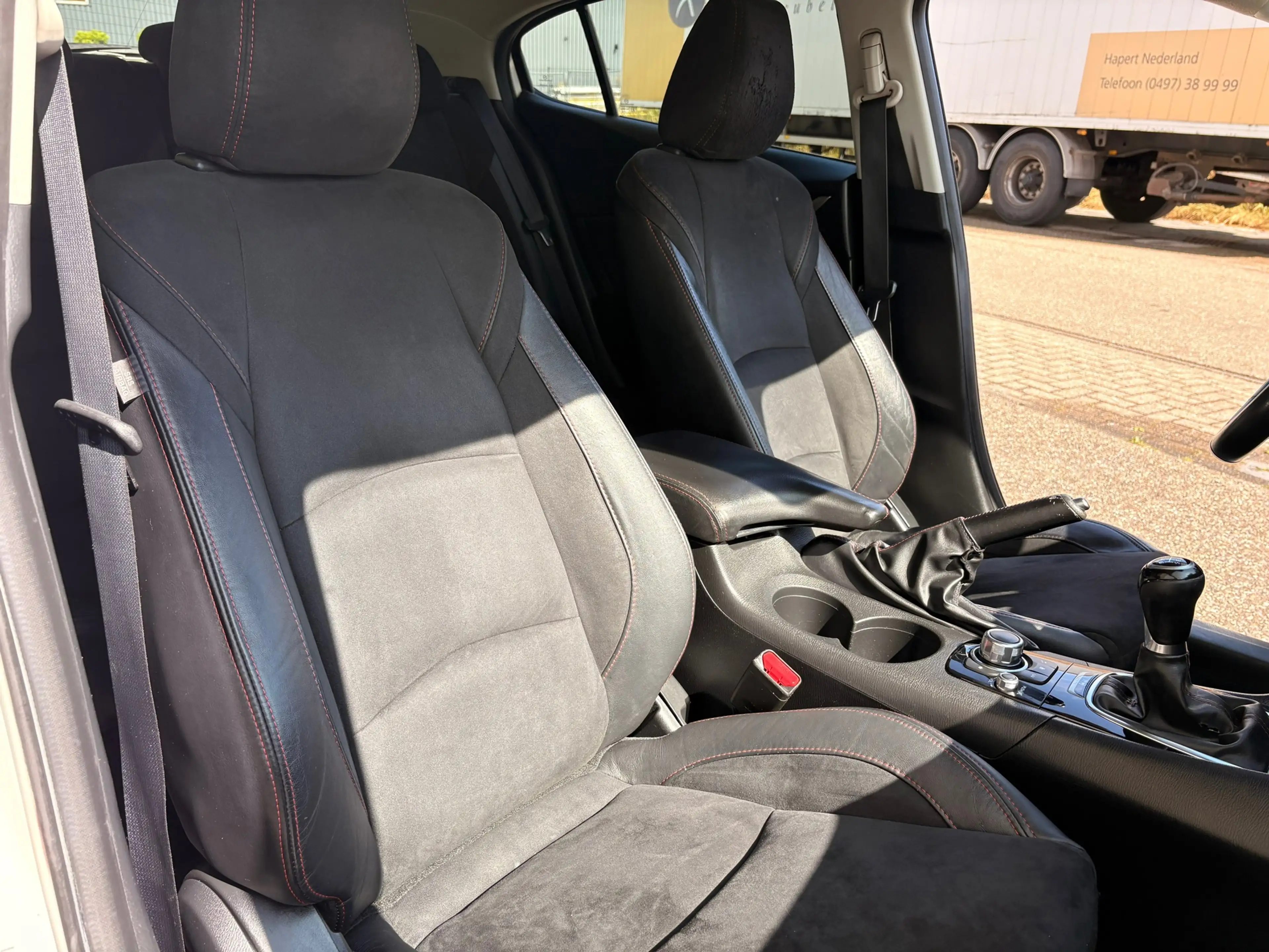 Mazda 3 2.0 GT-M Line — photo 10