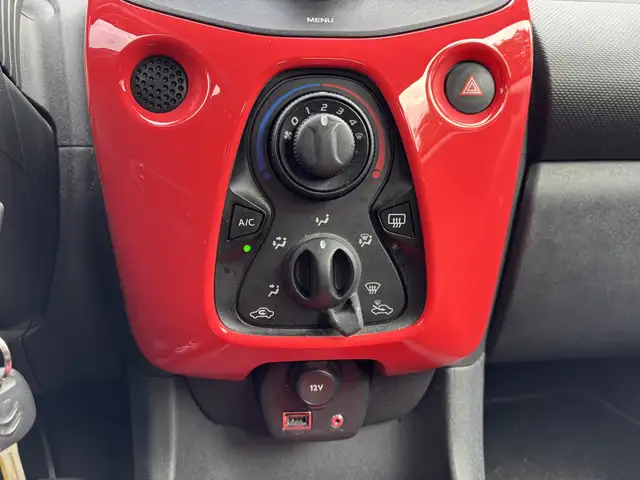 Citroen C1 view 8
