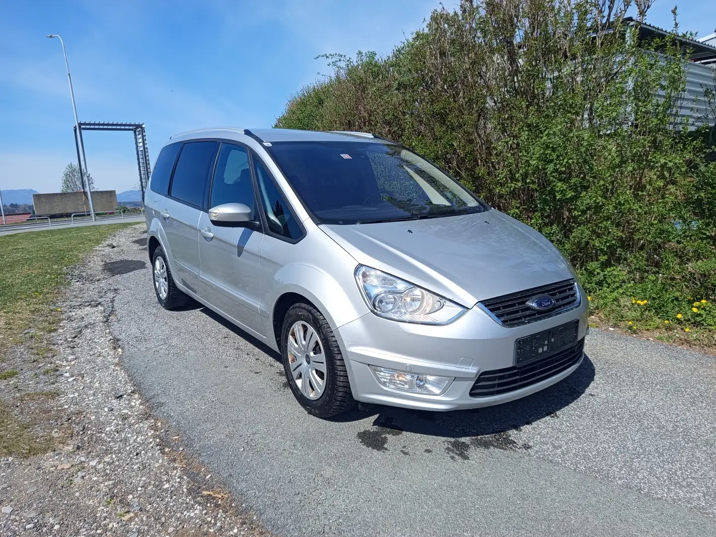 Ford Galaxy Galaxy Business Stage V 2,0 TDCi DPF Business Stage V Silber - 2