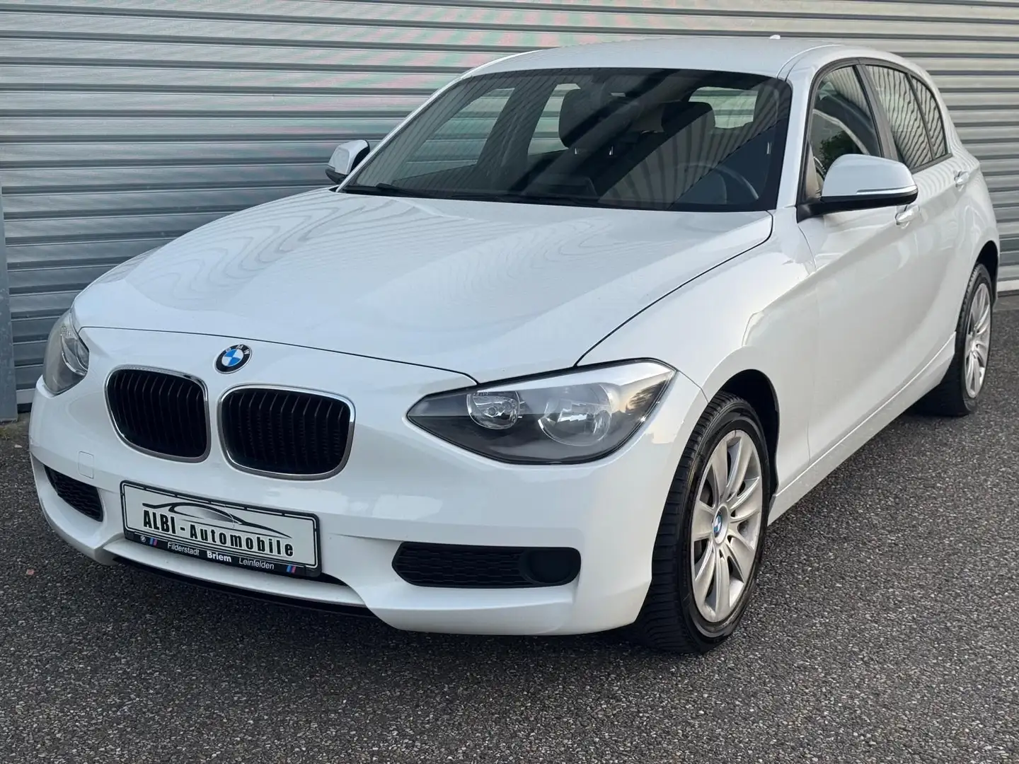 BMW 114 i Lim. SHZ BC  S&S 1.Hand* Weiß - 1