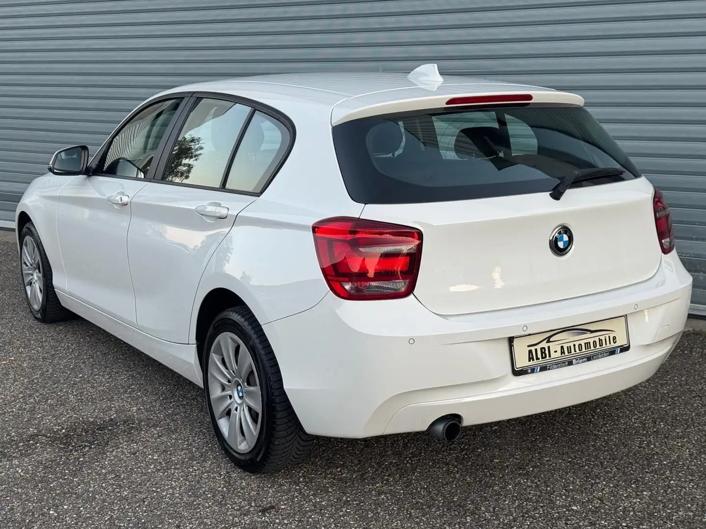 BMW 114 i Lim. SHZ BC  S&S 1.Hand* Weiß - 2