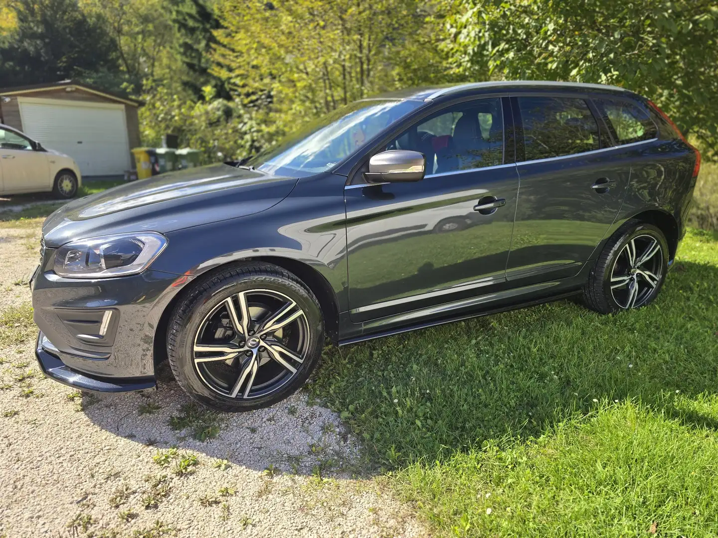 Volvo XC60 2.4 d4 R-design (r-design momentum) awd 190cv gear - 2