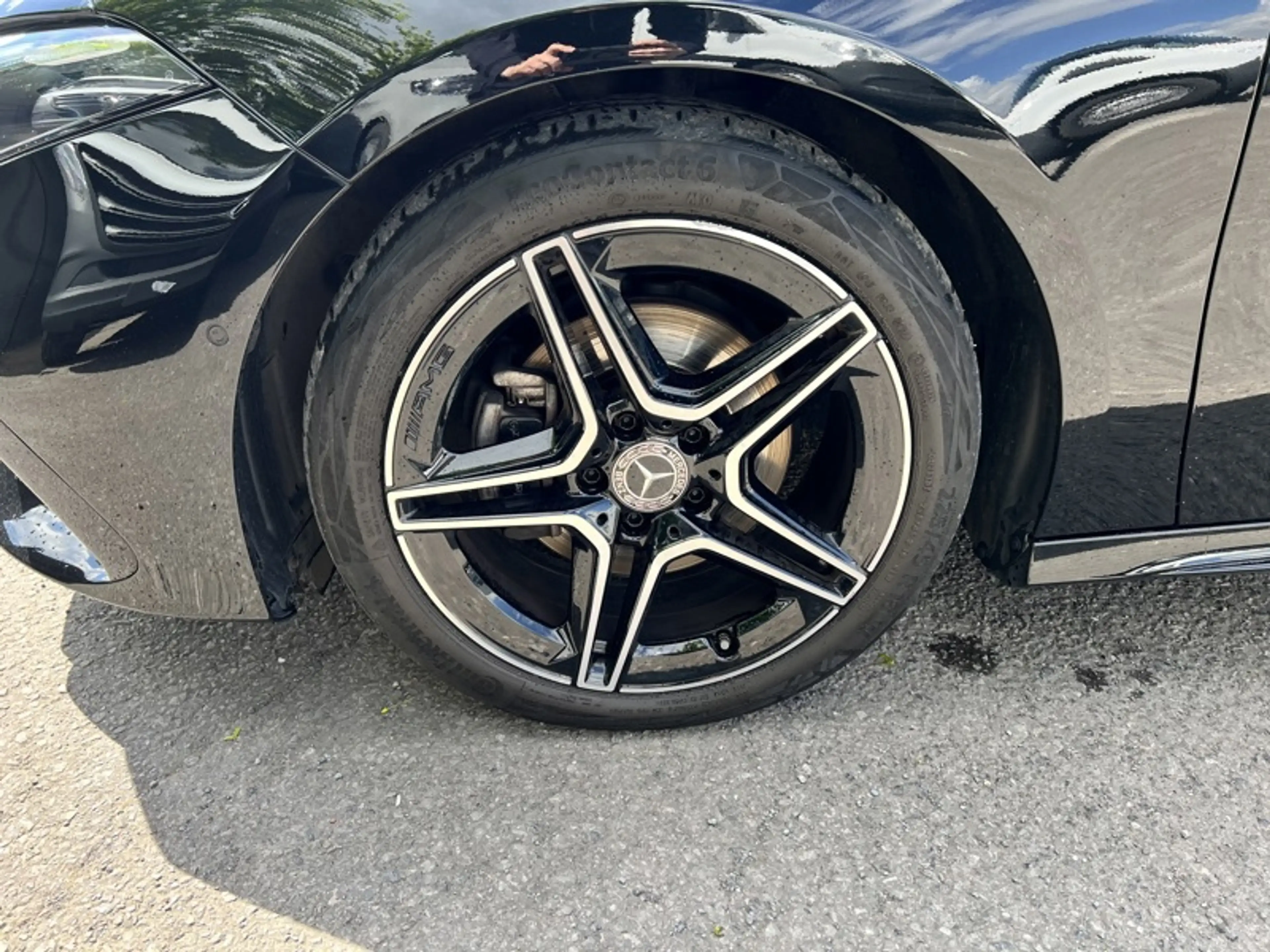 Mercedes-Benz A 180 d AMG Line — photo 4