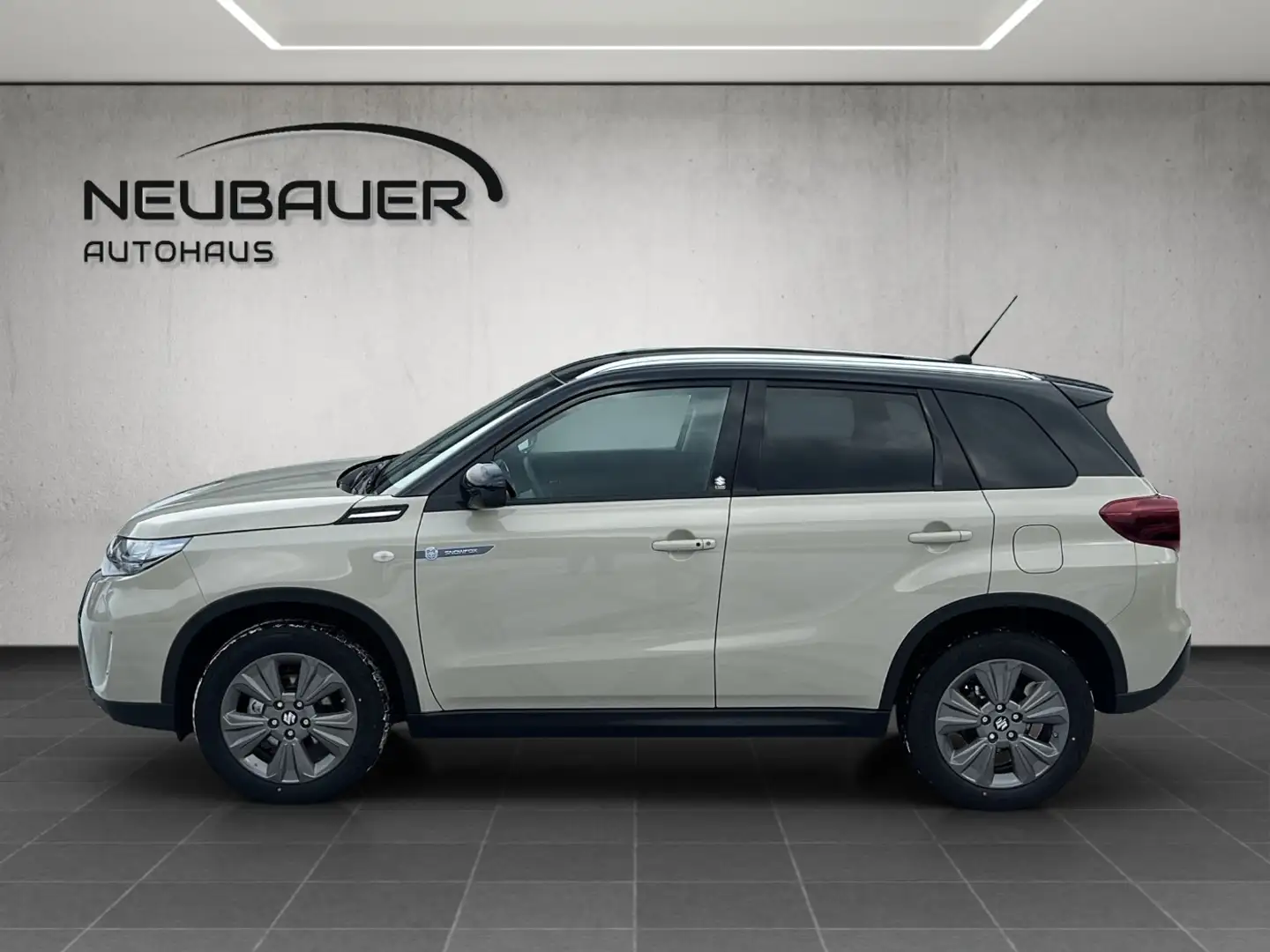 Suzuki Vitara 1.4 GL Hybrid Allgrip shine Beige - 2