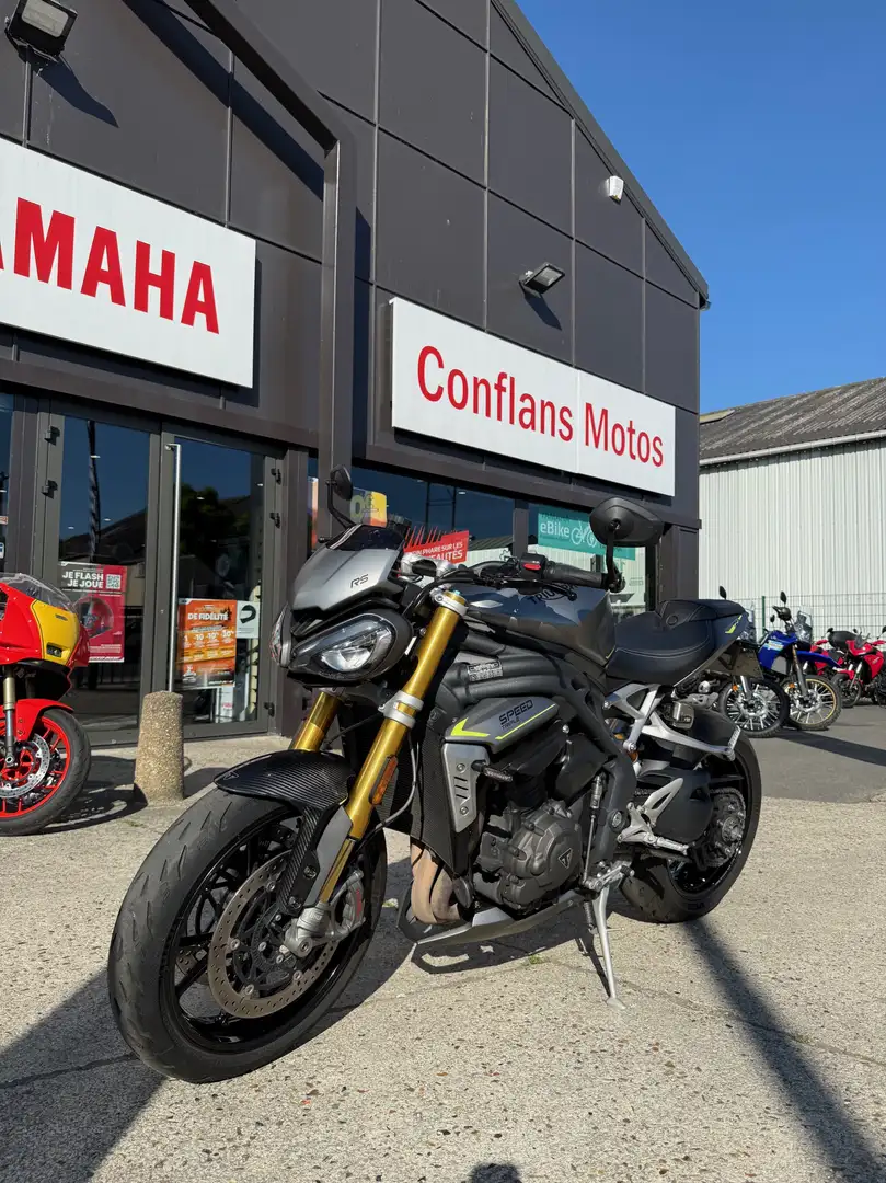Triumph Speed Triple 1200 RS Gris - 2