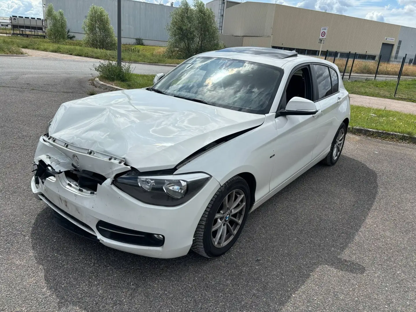 BMW 116 116i Sport Line White - 1