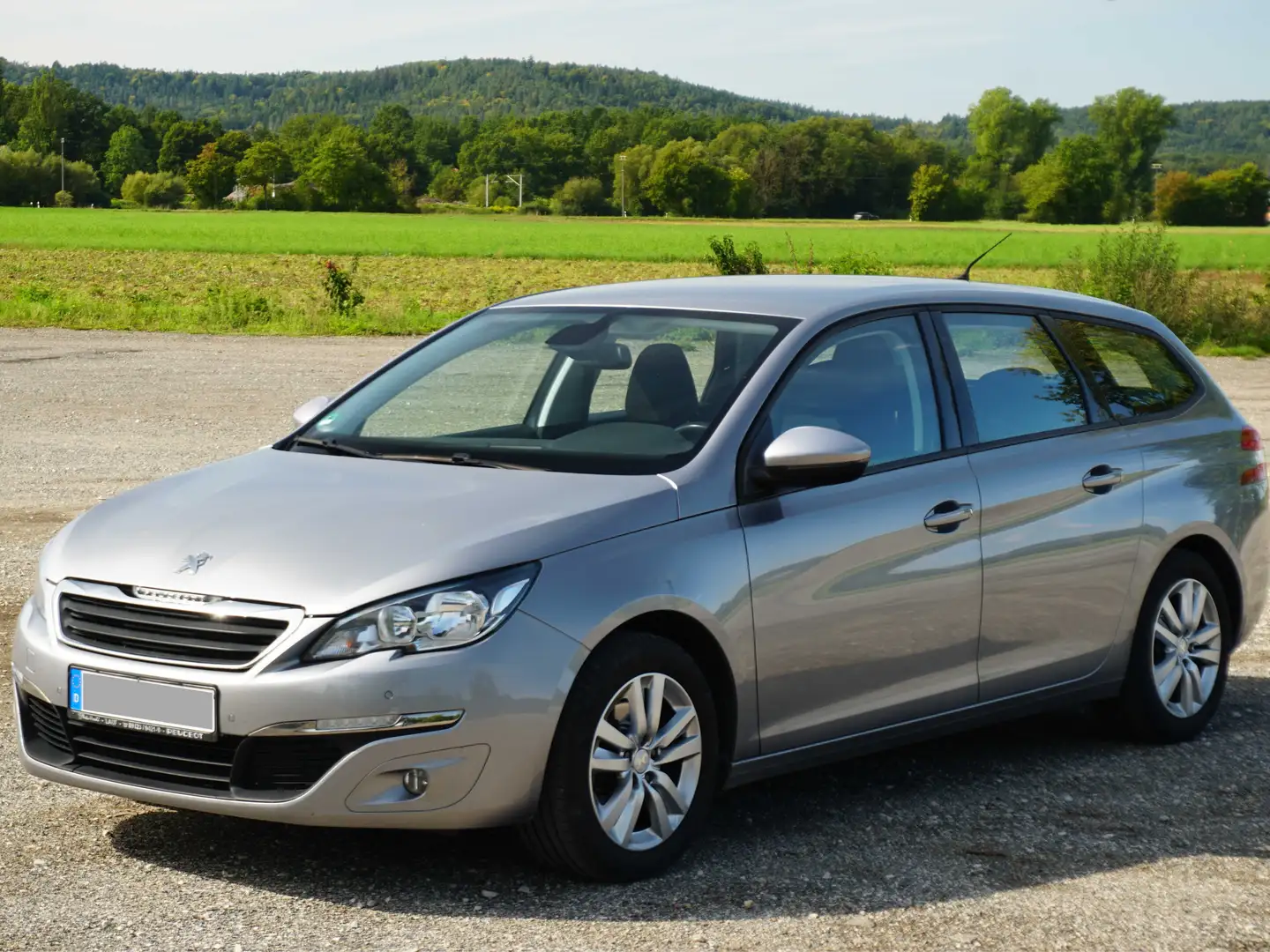 Peugeot 308 308 SW Diesel, Zahnriemen uvm. neu! +Winterreif. Stříbrná - 1