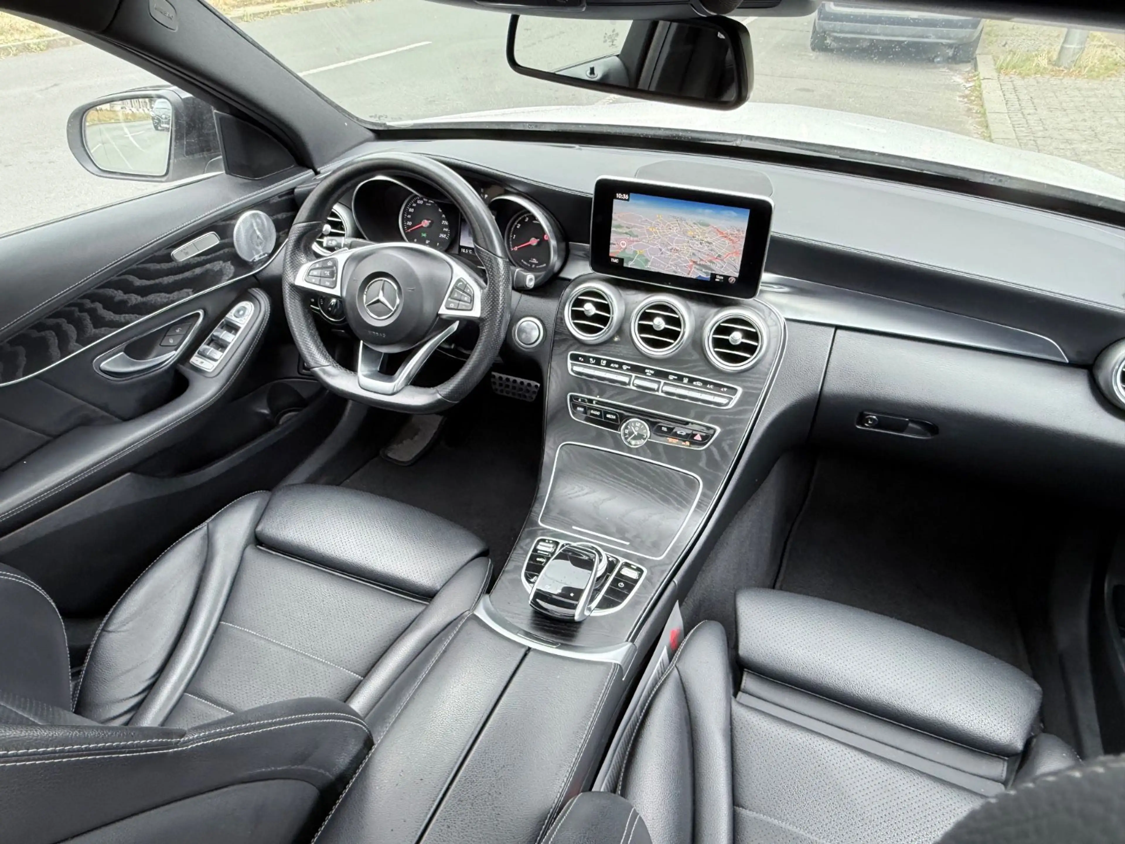Mercedes-Benz C 350 e +AMG-LINE+PANO+DISTRONIC+360°KAMERA+ — photo 4