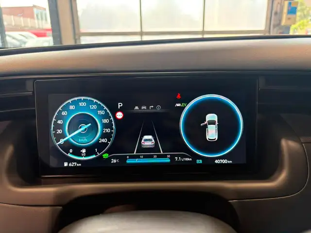 Hyundai Tucson view 7