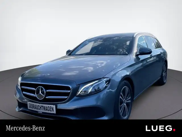 Mercedes-Benz E 200 T AVANTGARDE+DISTRONIC+RÜCKFK+AUGMENT+LED