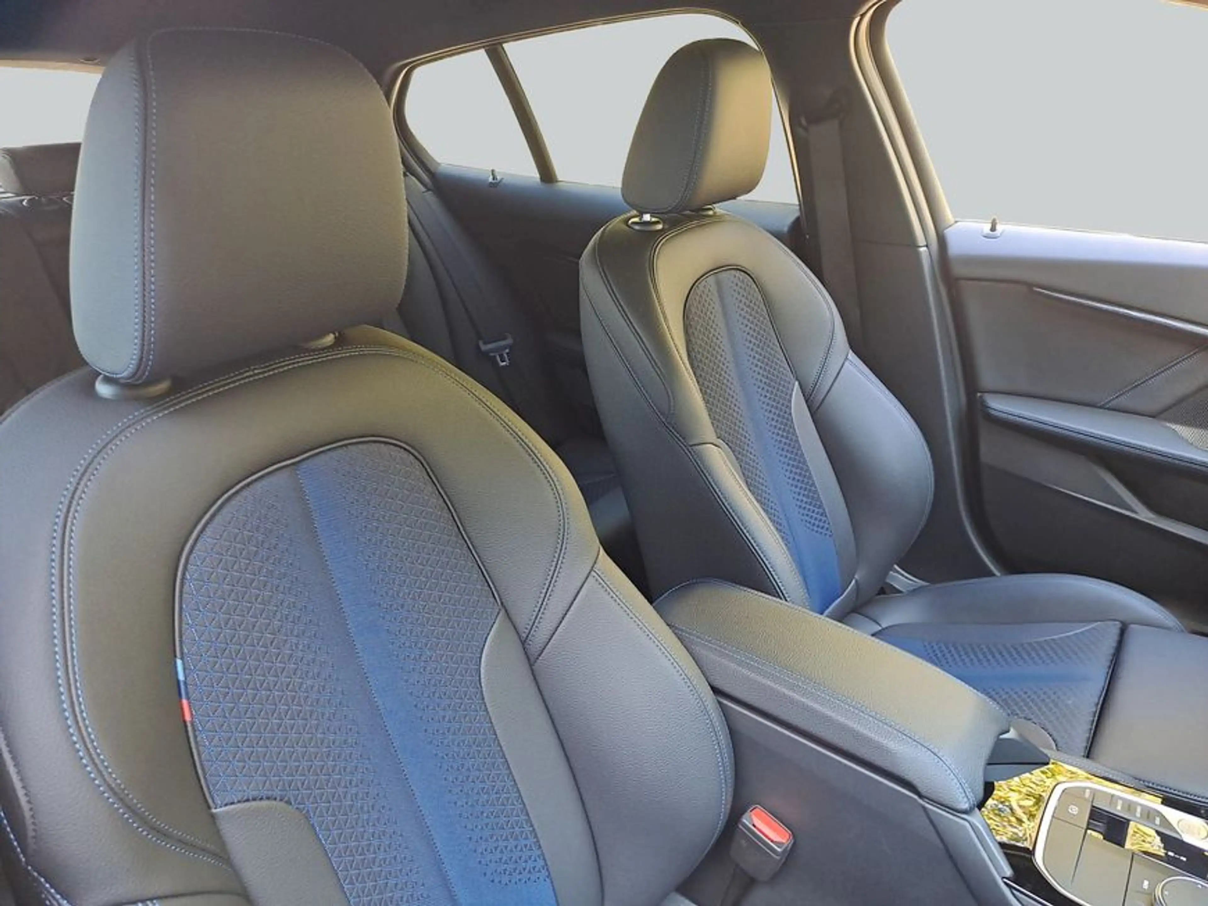 BMW 120 i Aut. M Sport LED* PDC* — photo 13