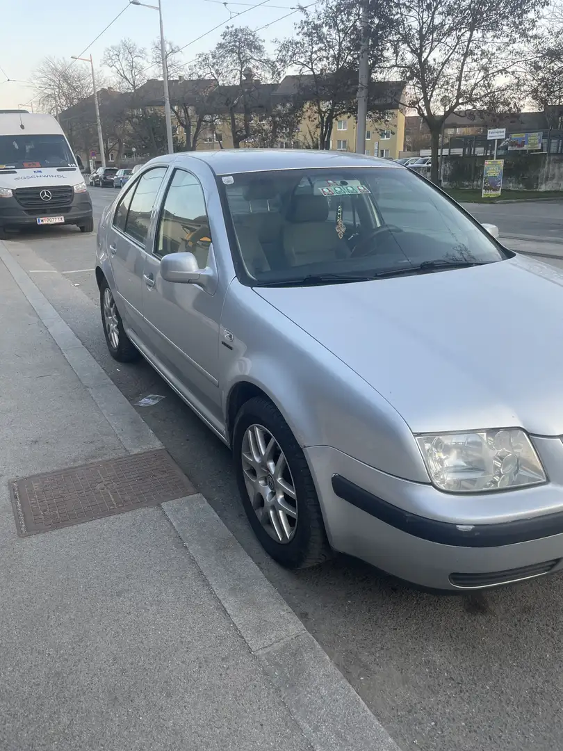 Volkswagen Bora 1.6 Automatik Highline - 2