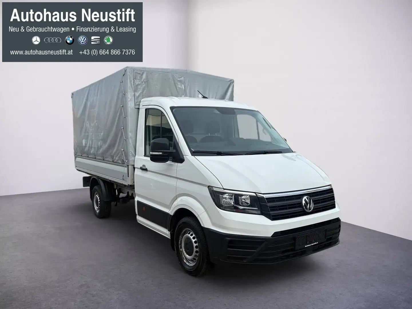 Volkswagen Crafter 35 mittellang FWD Weiß - 2