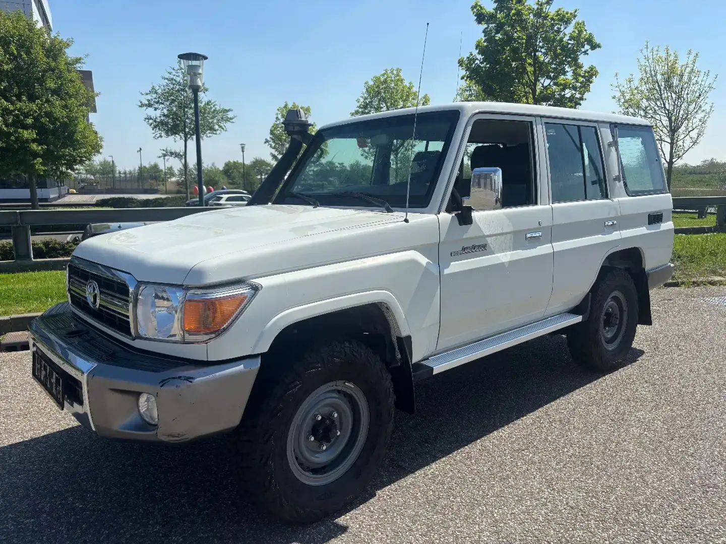 Toyota Land Cruiser LX LANG 5 PERSOONS 4x4 Airco 4.2 6 Cilinder Diesel Blanco - 2