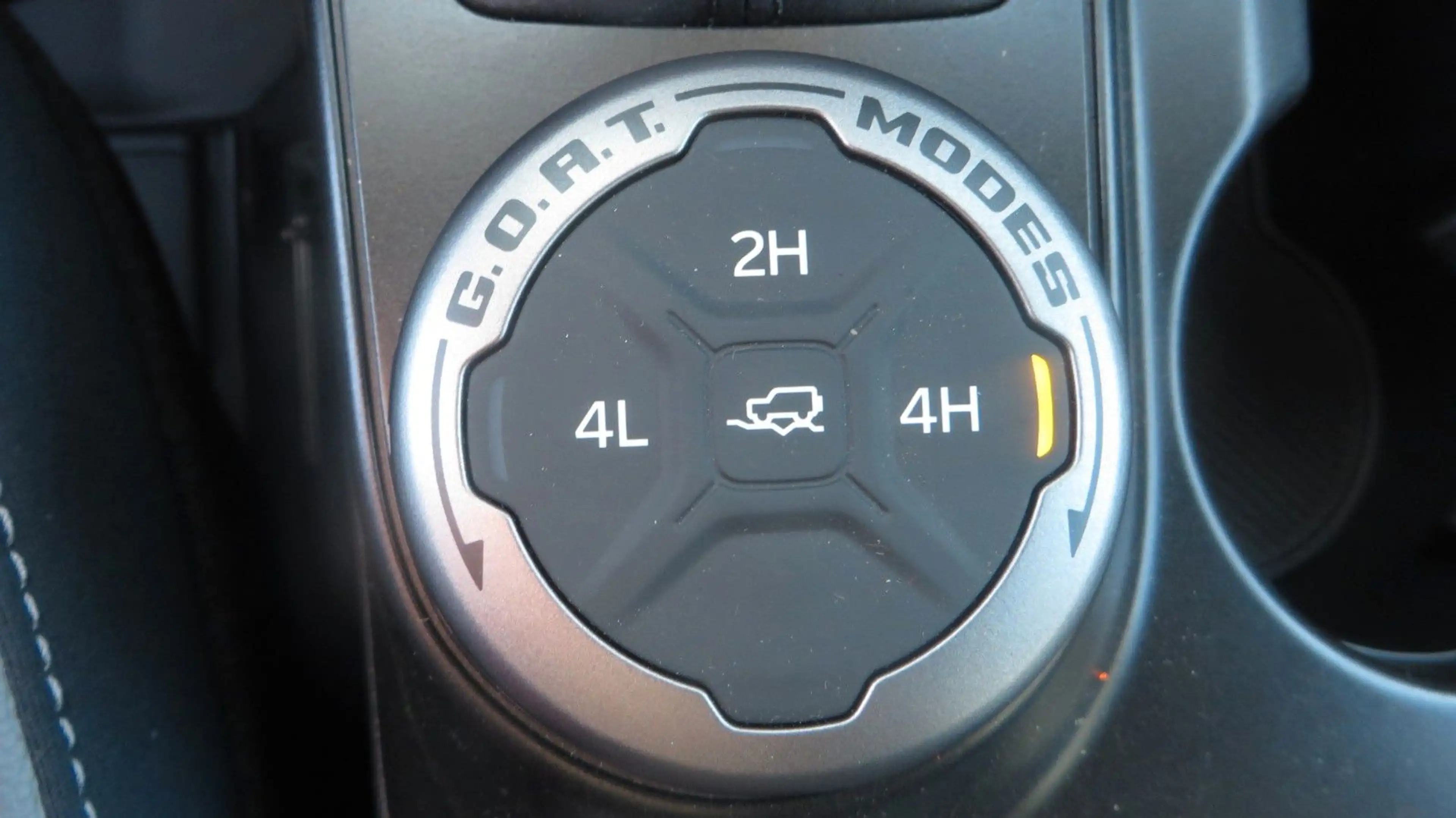 Ford Bronco Outer Banks 4x4 — photo 15