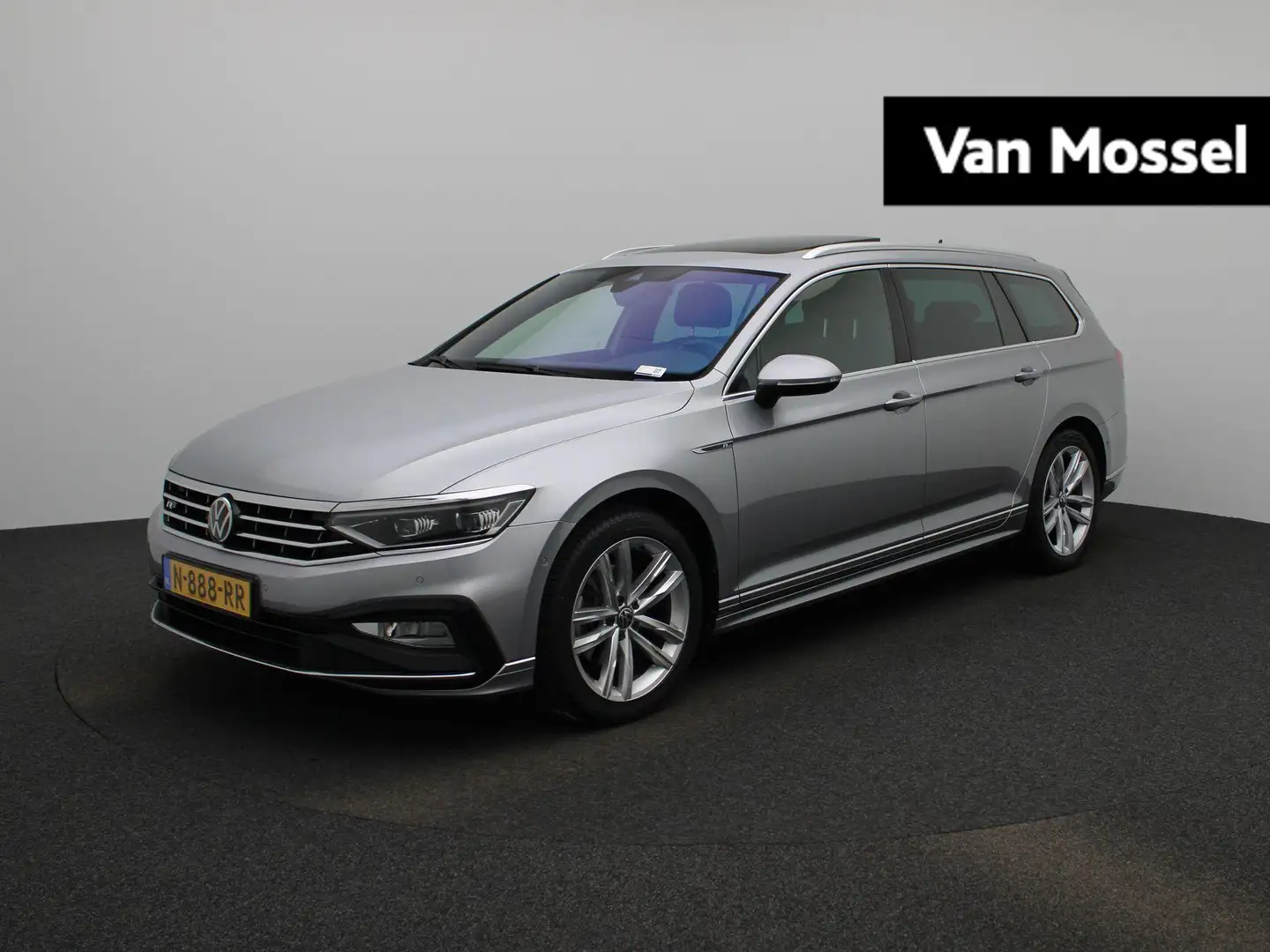 Volkswagen Passat Variant 1.5 TSI R-Line Business + | 150 PK | Trekhaak | Le Grijs - 1
