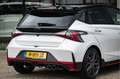 Hyundai i20 1.6 N 204pk | Milltek Uitlaat | Zwart dak | Navi | Wit - thumbnail 14