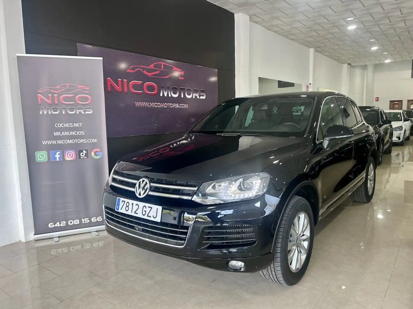 Volkswagen Touareg 3.0TDI 240 Tiptronic Noir - 1