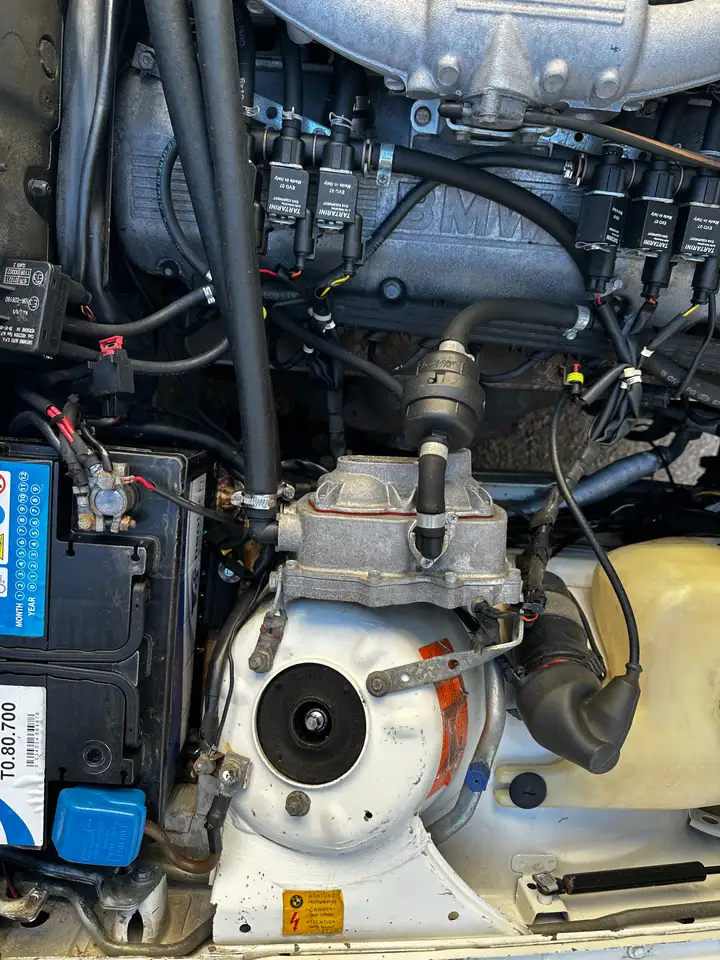 BMW 320i Cabrio L, foto 6