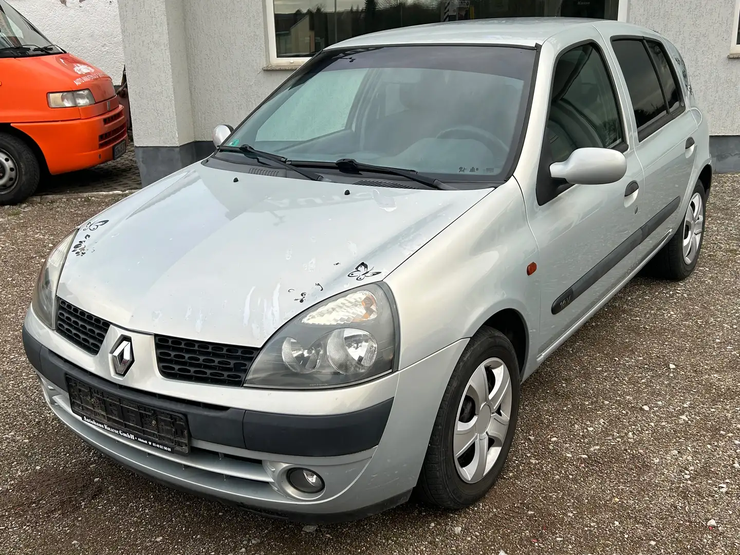 Renault Clio 1.2 16V Privilege TÜV NEU Grau - 2