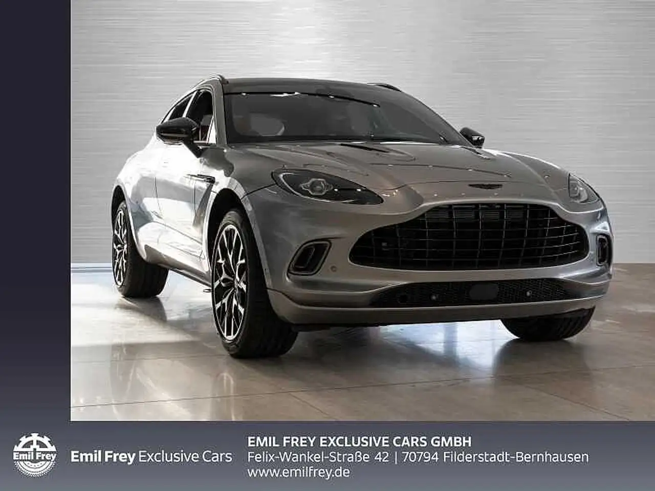 Aston Martin DBX
