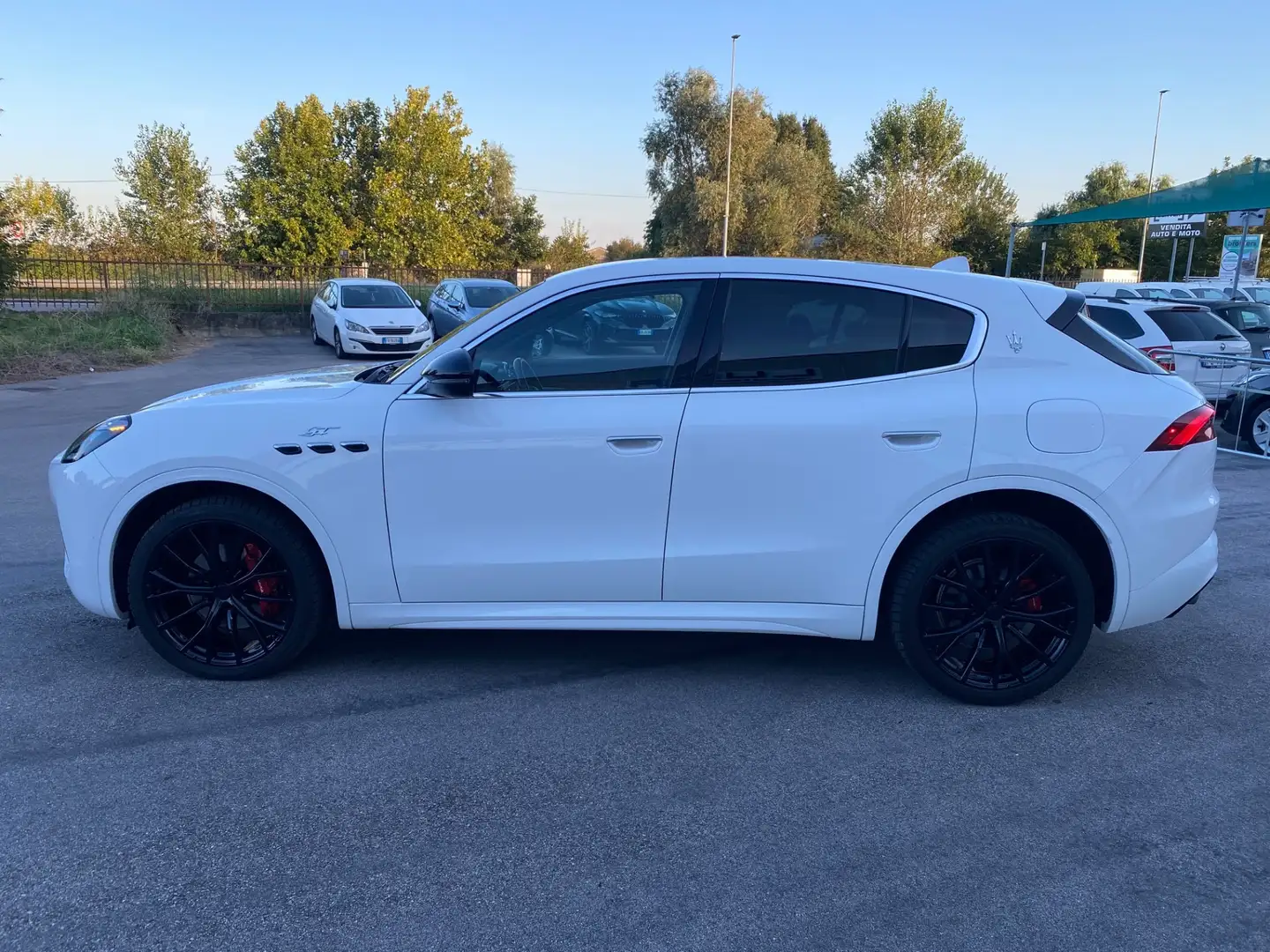 Maserati Grecale Grecale MHEV 300 CV AWD GT Blanc - 2