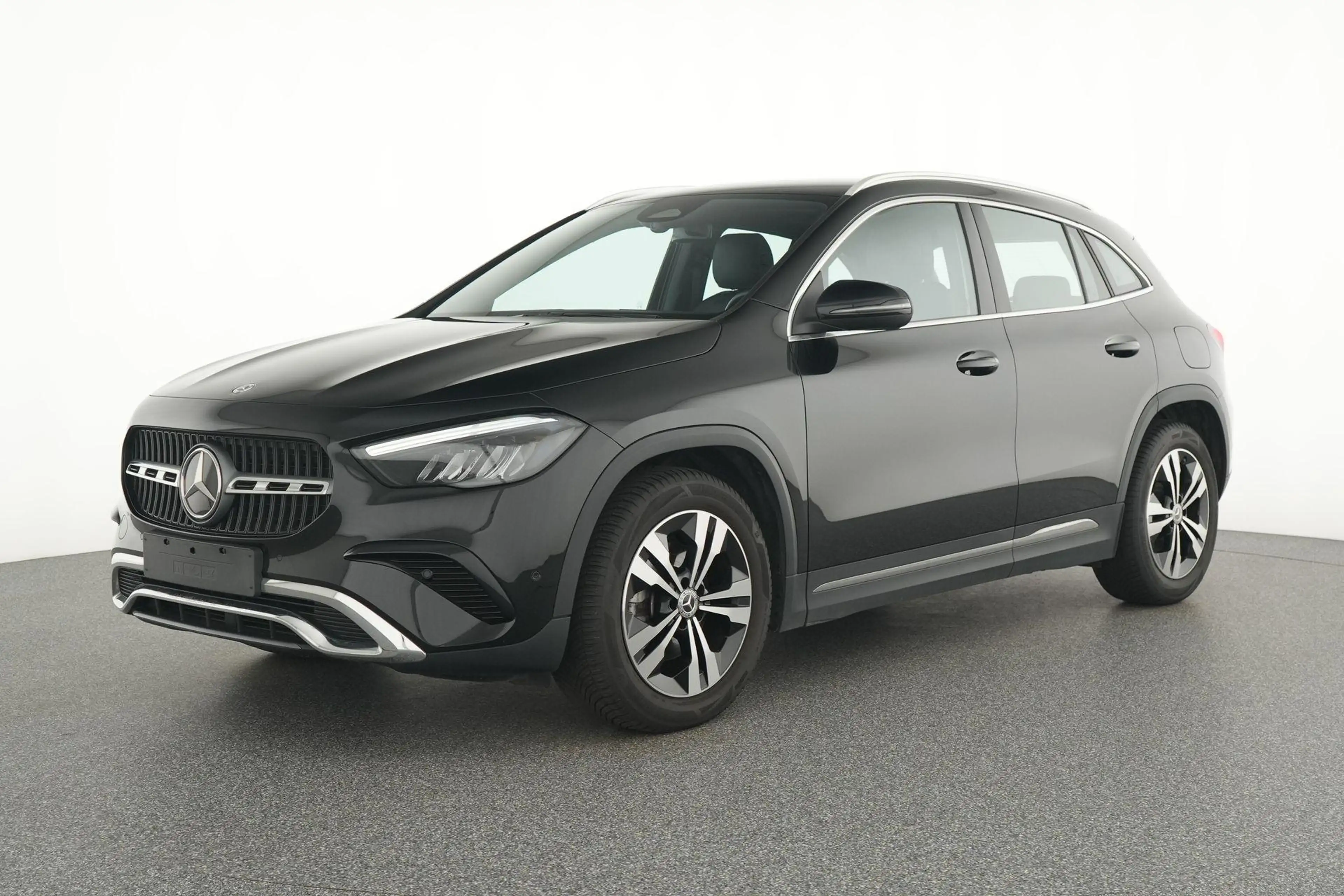 Mercedes-Benz GLA 180 Luxury Line