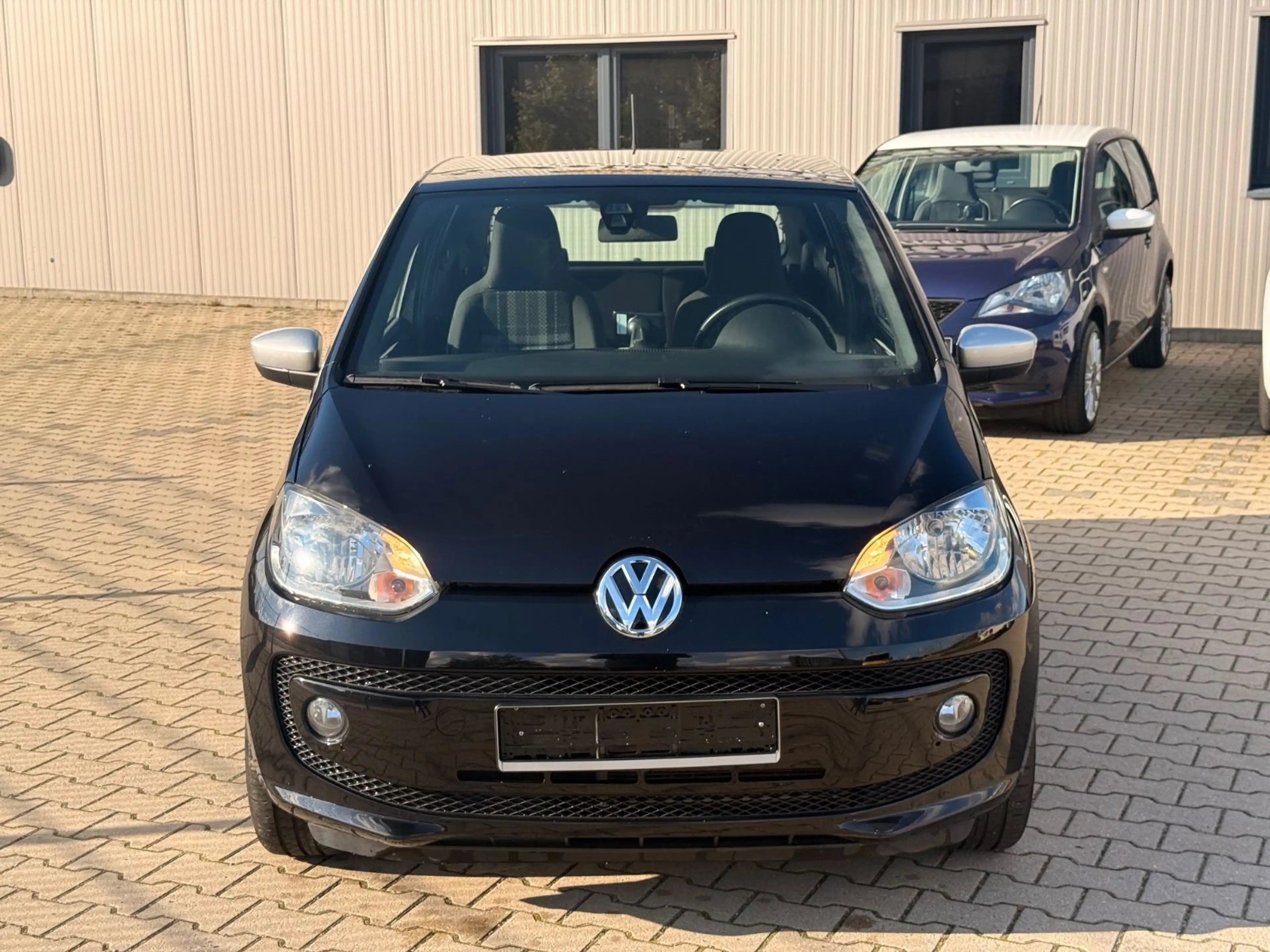 Volkswagen up! move up! Automatik/Navi/´Tempomat/SHZ/PDC — photo 2