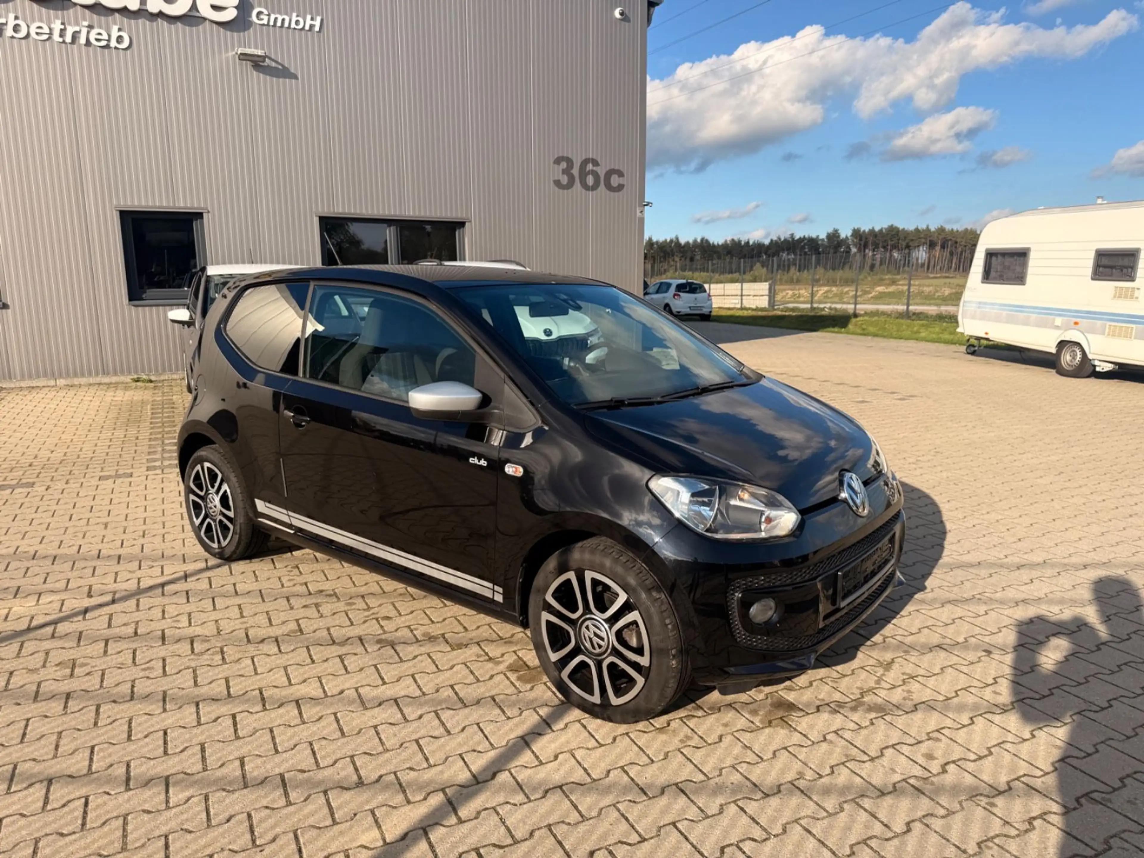 Volkswagen up! move up! Automatik/Navi/´Tempomat/SHZ/PDC — photo 3