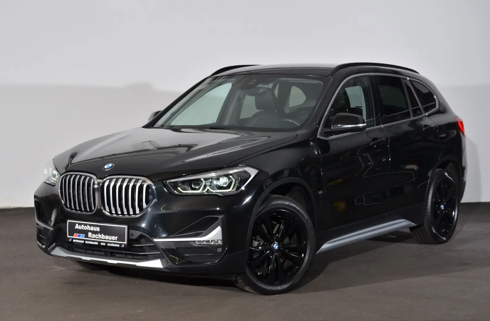 BMW X1 X1 xDrive18d Noir - 1