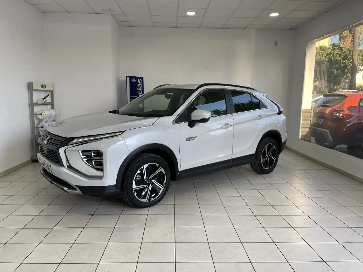 Mitsubishi Eclipse Cross PHEV Kaiteki 4WD Blanco - 1
