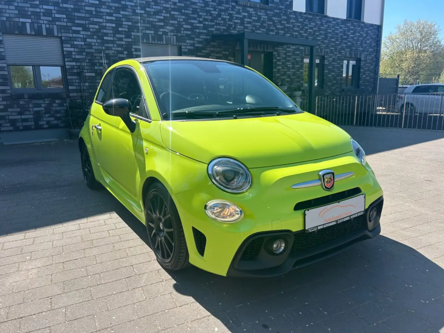 Abarth 500 Cabrio 595 C Pista Grün - 2