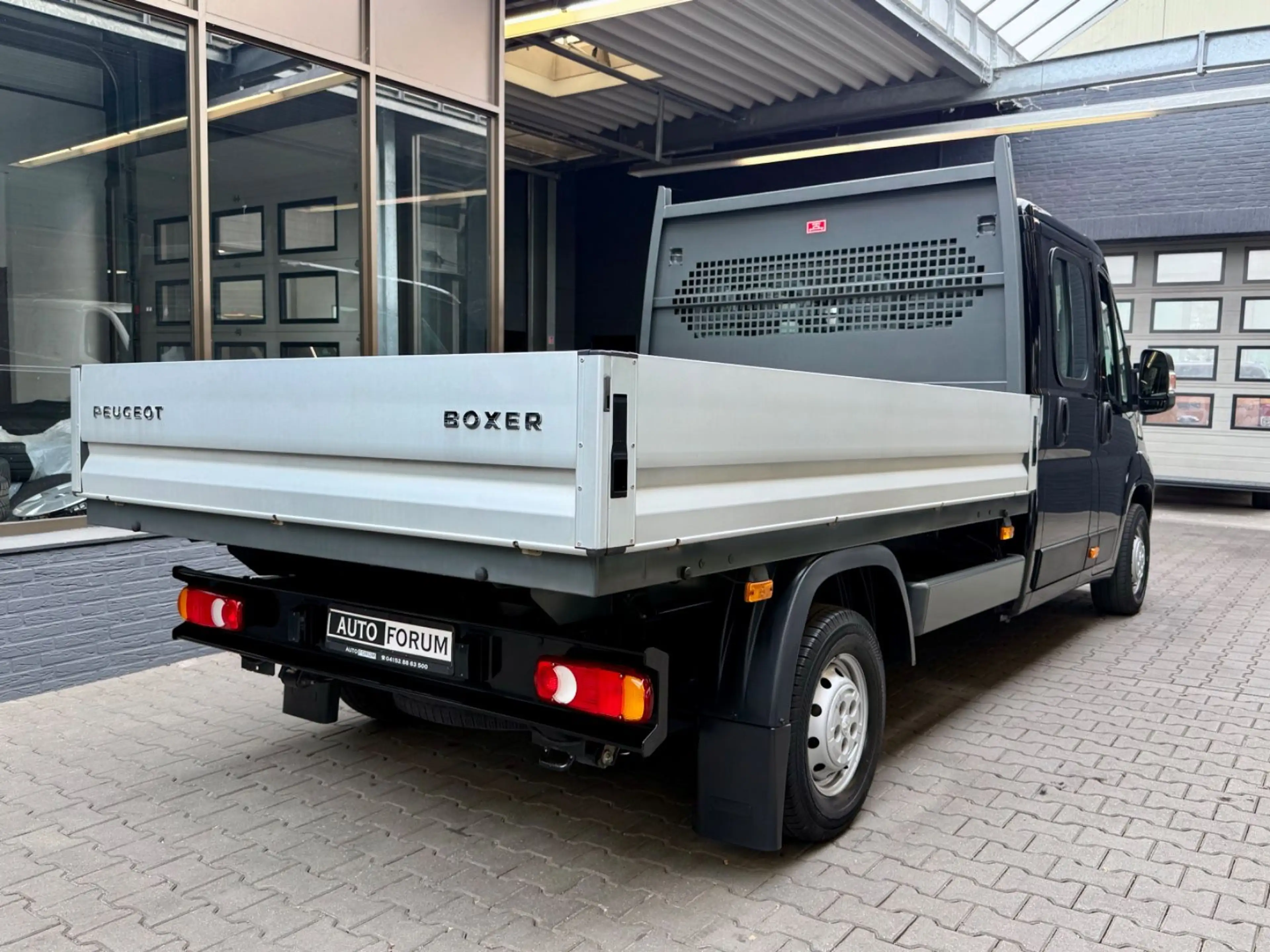 Peugeot Boxer 2.2 D L3 PRITSCHE DOKA 7-SITZER KLIMA DAB — photo 11