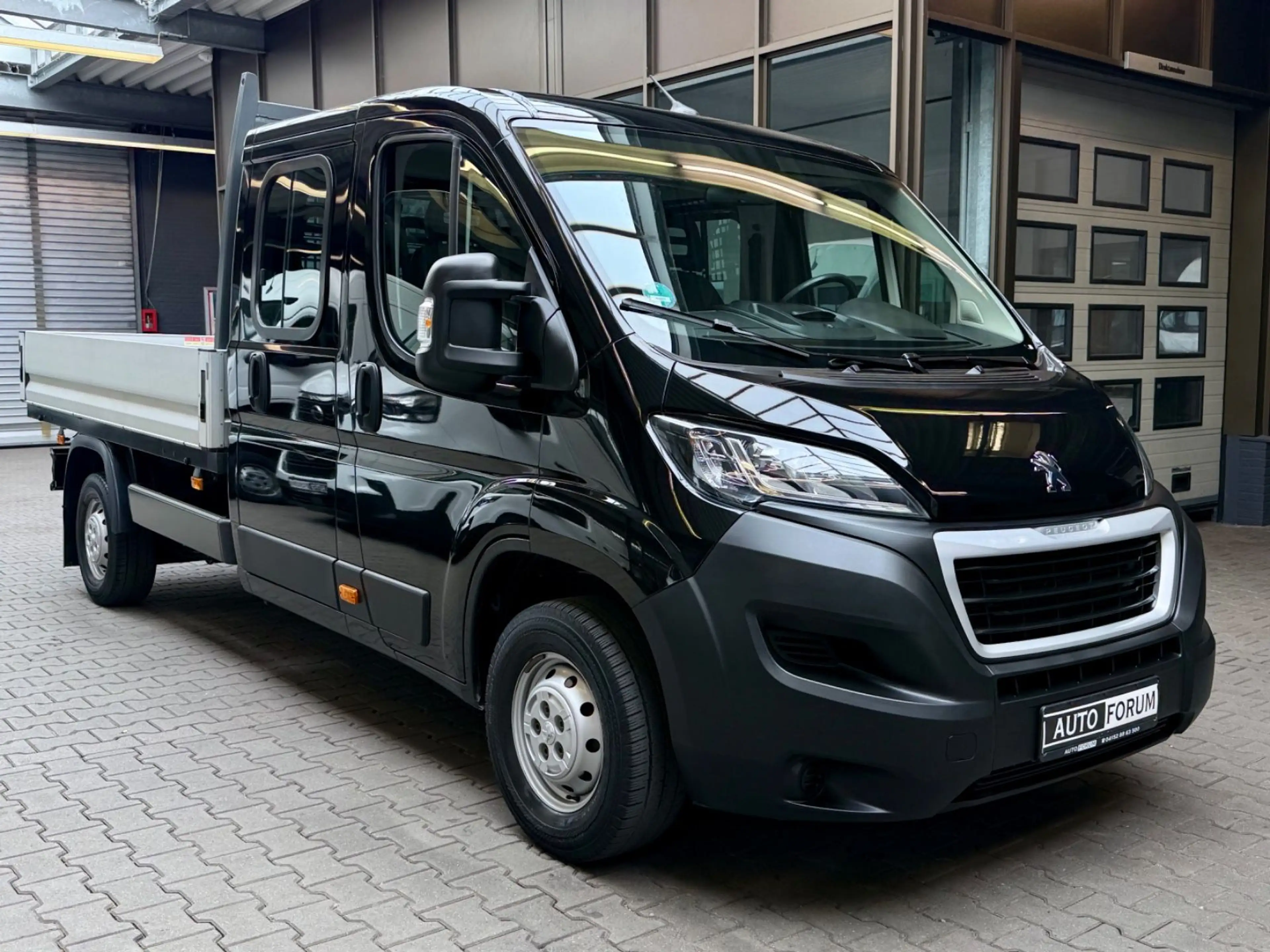 Peugeot Boxer 2.2 D L3 PRITSCHE DOKA 7-SITZER KLIMA DAB — photo 2