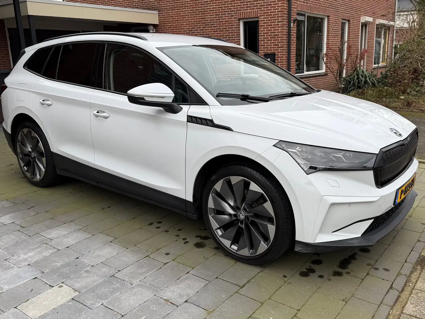Skoda Enyaq Enyaq Bílá - 2