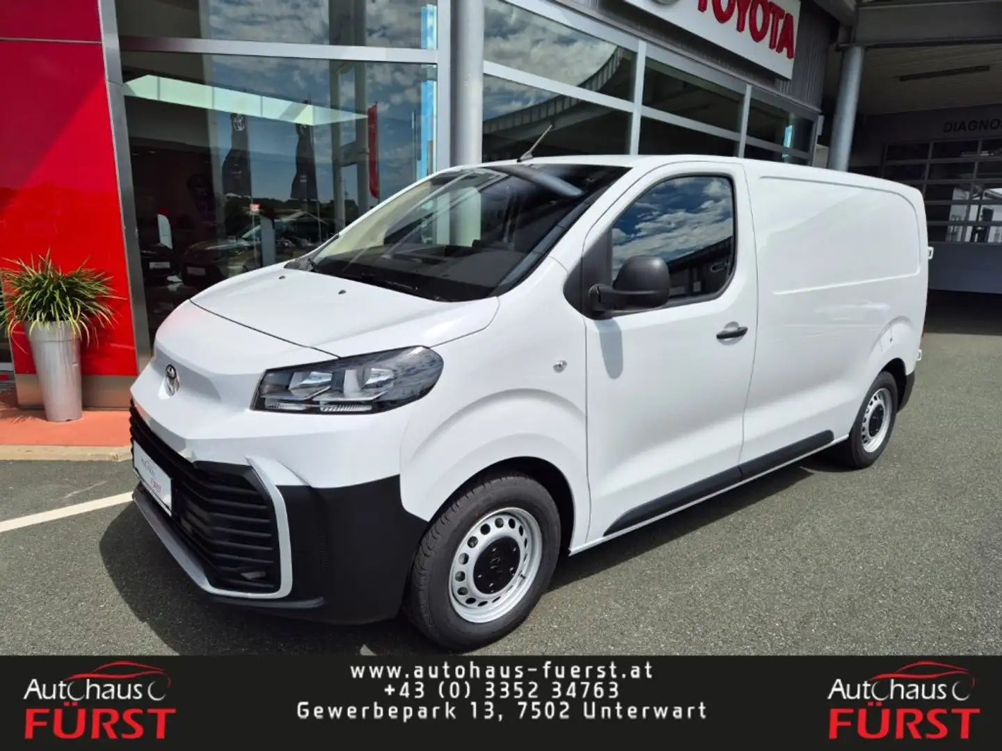 Toyota Proace 1,5 l, 120 PS Kastenwagen ProWork *AKTION* Weiß - 1