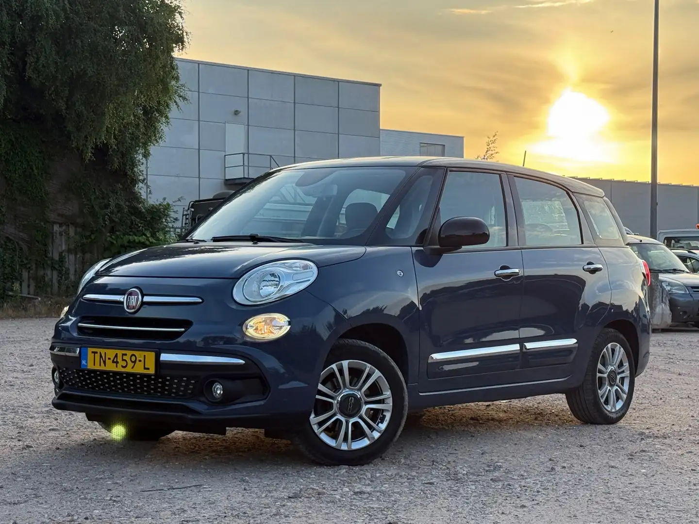 Fiat 500L Wagon 0.9 TwinAir Lounge 7p/VELGEN/NAVIGATIE Azul - 1
