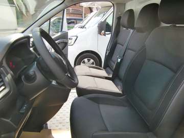 Bild 7 Renault Trafic Kasten L1H1 2,8t Blue dCi 130