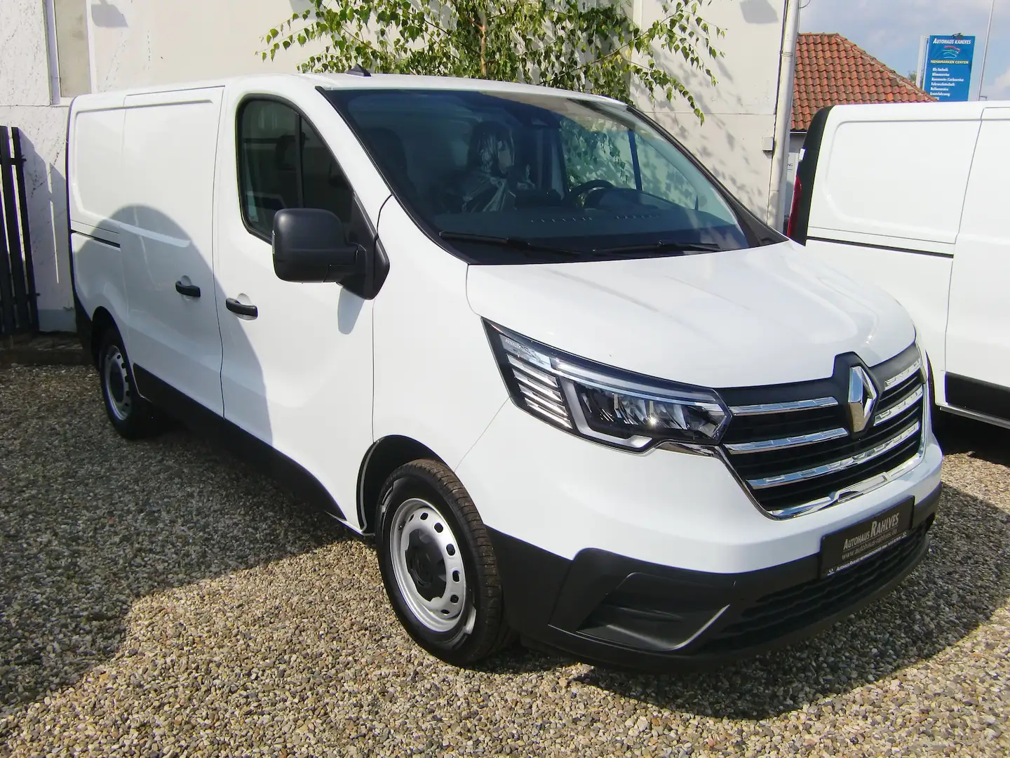 Renault Trafic Kasten L1H1 2,8t Blue dCi 130 Weiß - 2