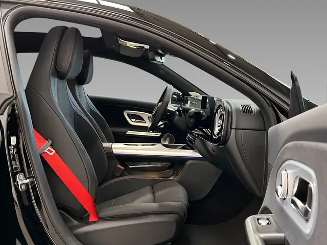 Mercedes-Benz Cla view 14