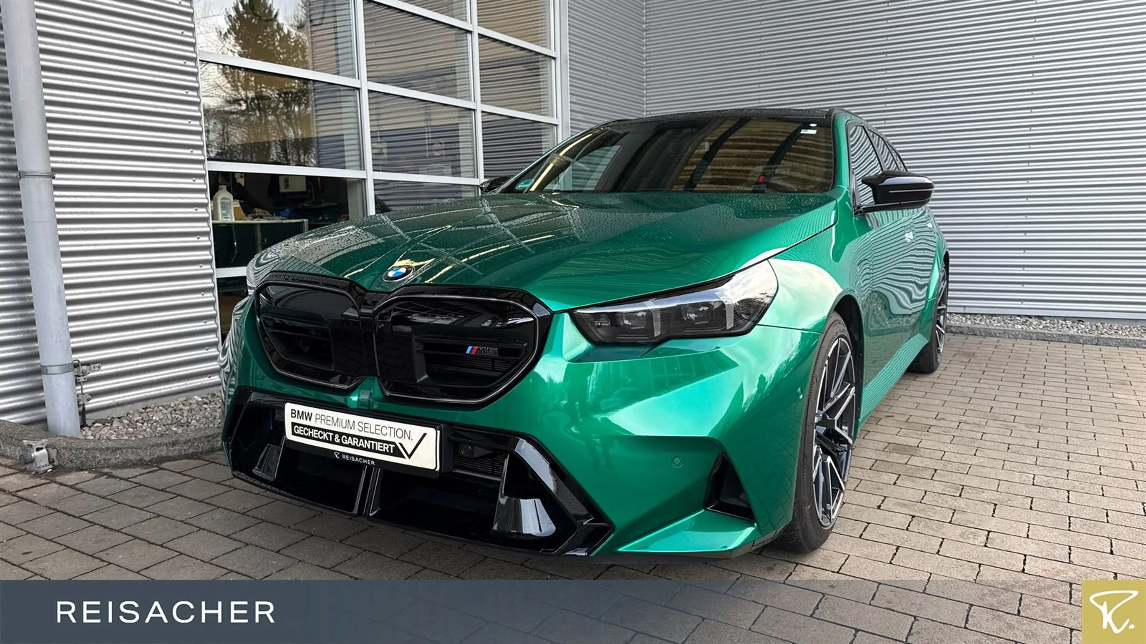 BMW M5 A Touring HUD,AHK,ACC,Sitzbel.,LKhz NP:150,8