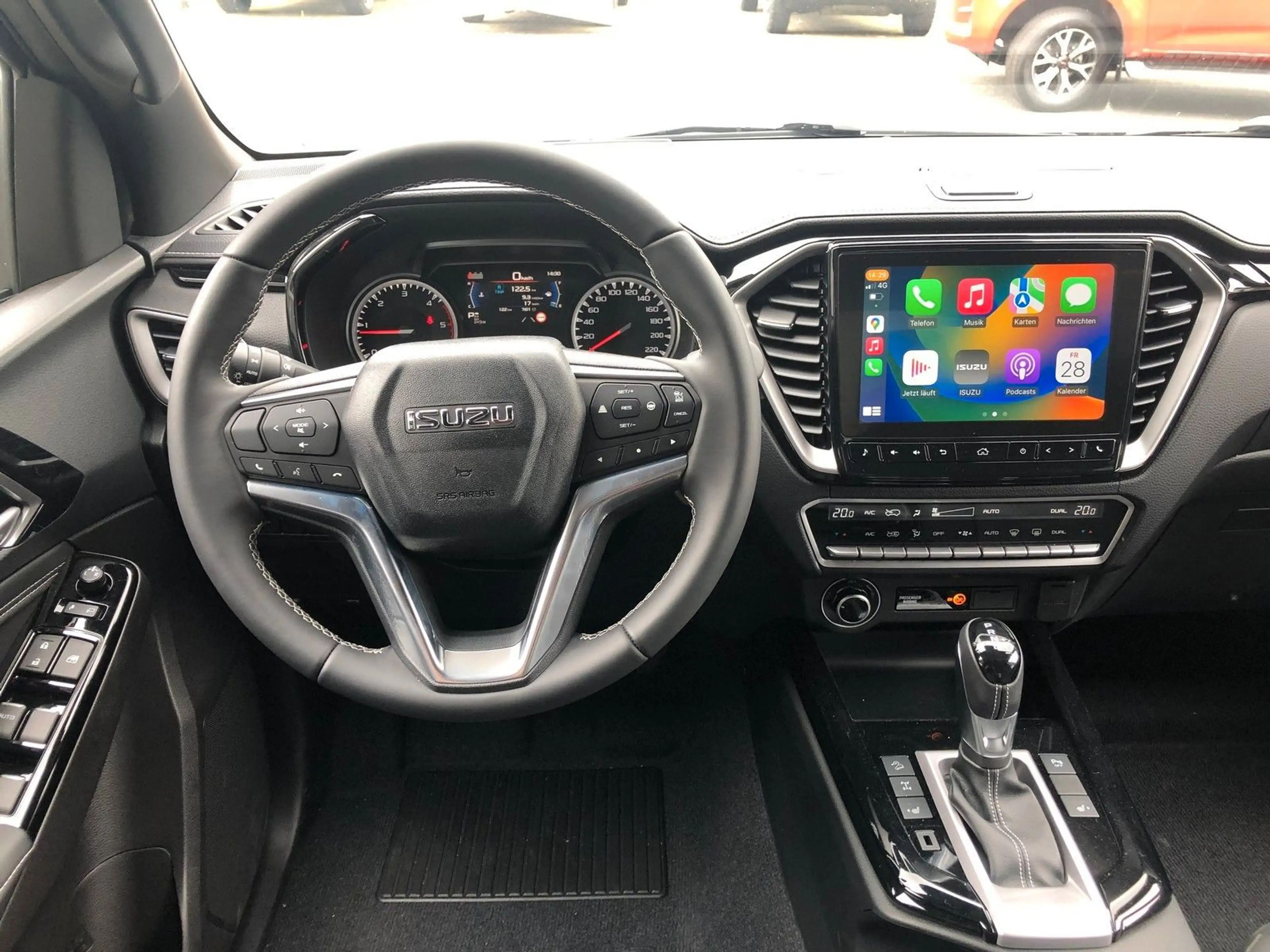 Isuzu D-Max Double Cab V-Cross AT + hohes Fahrwerk + — photo 27
