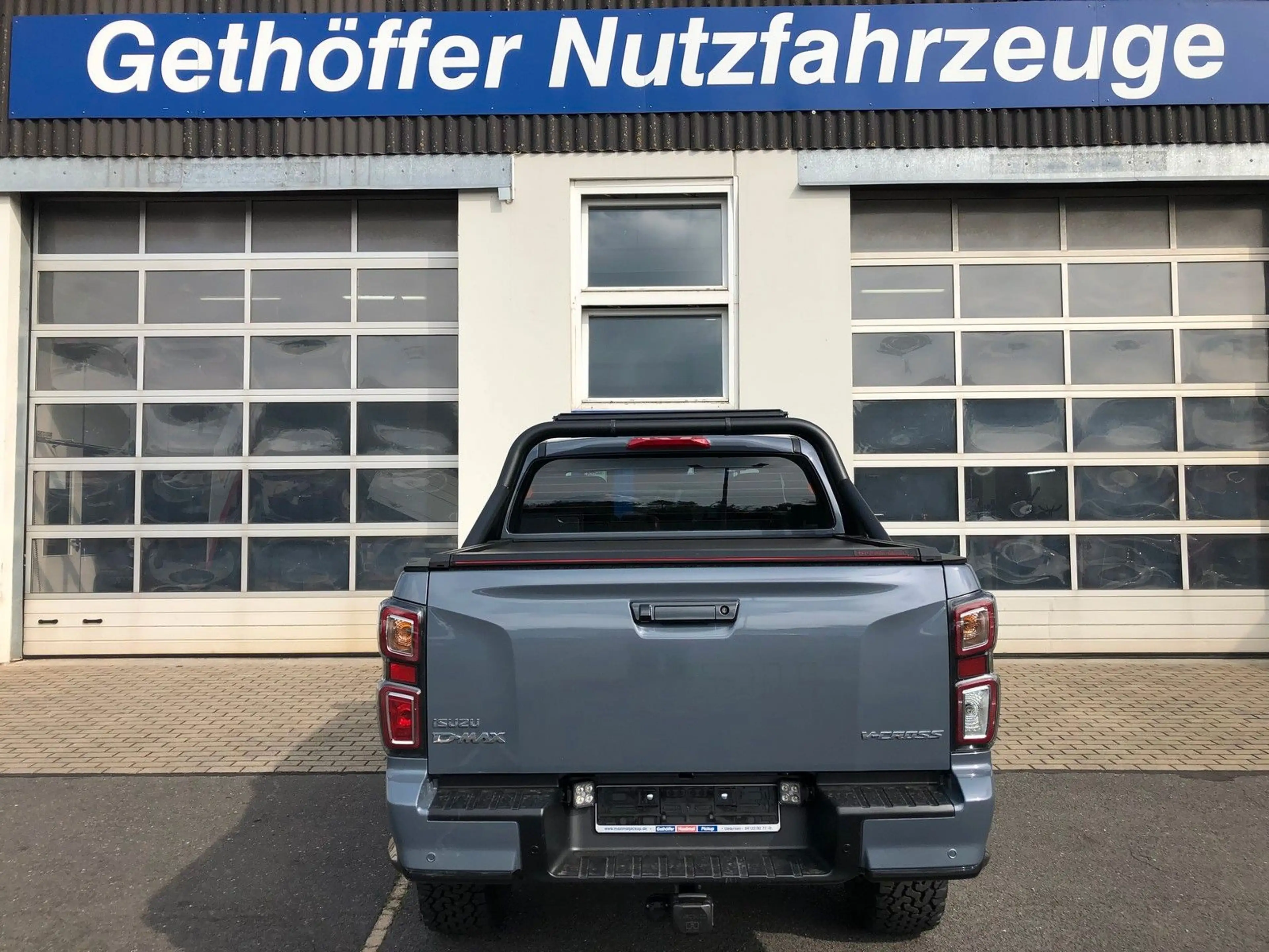 Isuzu D-Max Double Cab V-Cross AT + hohes Fahrwerk + — photo 14