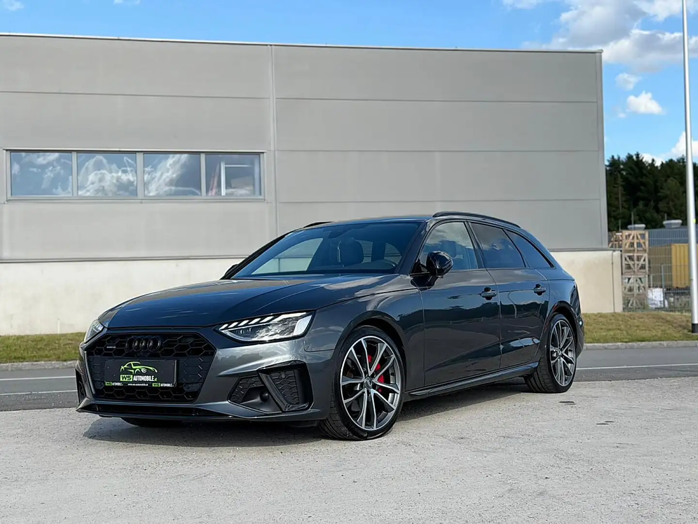 Audi A4 Avant 40 TDI quattro S-line S-tronic Grau - 1