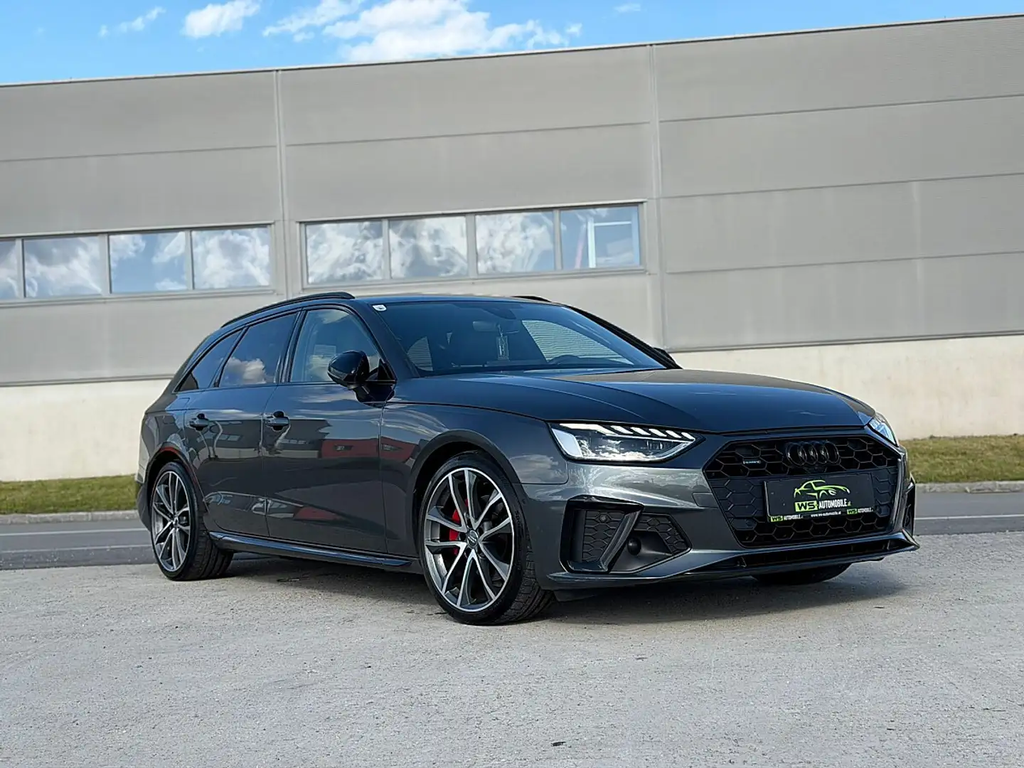 Audi A4 Avant 40 TDI quattro S-line S-tronic Grau - 2